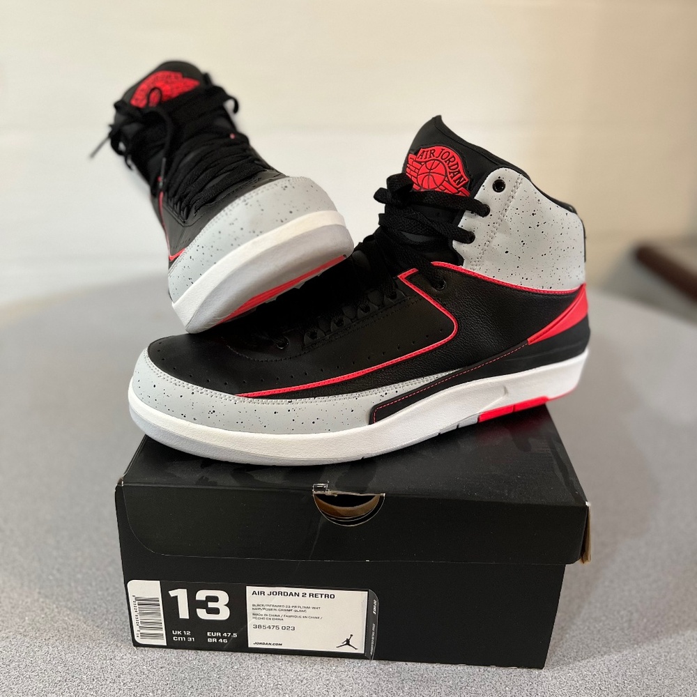 Air Jordan 2 Infrared (Cement)